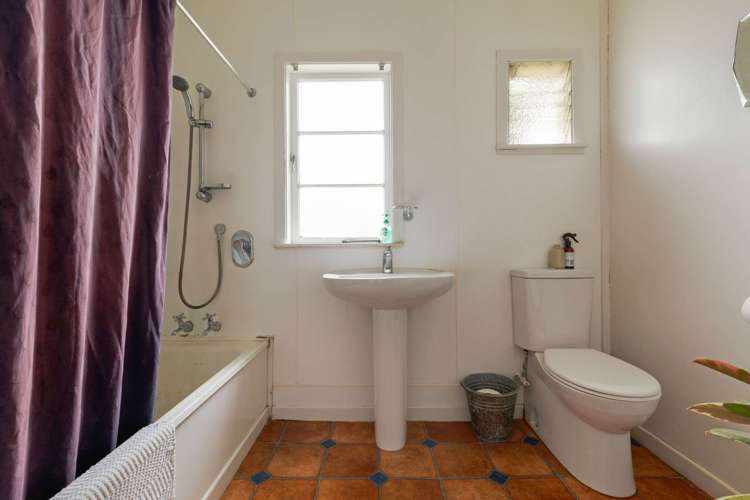 64a James Street Whakatane_17