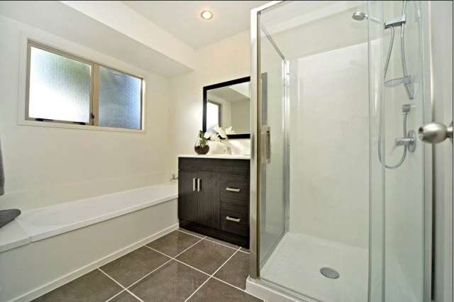 8 Rebecca Rise Manurewa_4