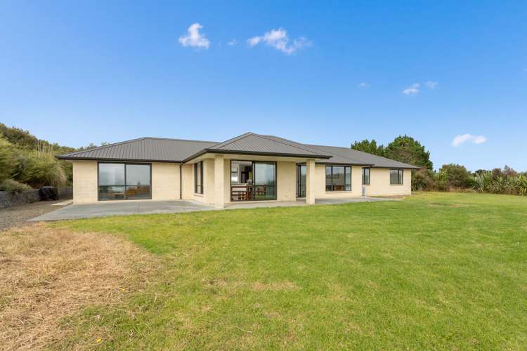 103 McLeod Road, South Head Helensville_25