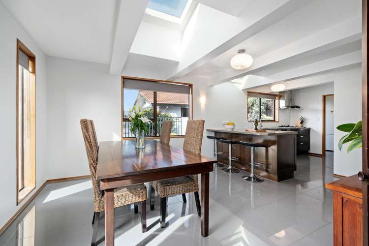3 Seneca Place_3
