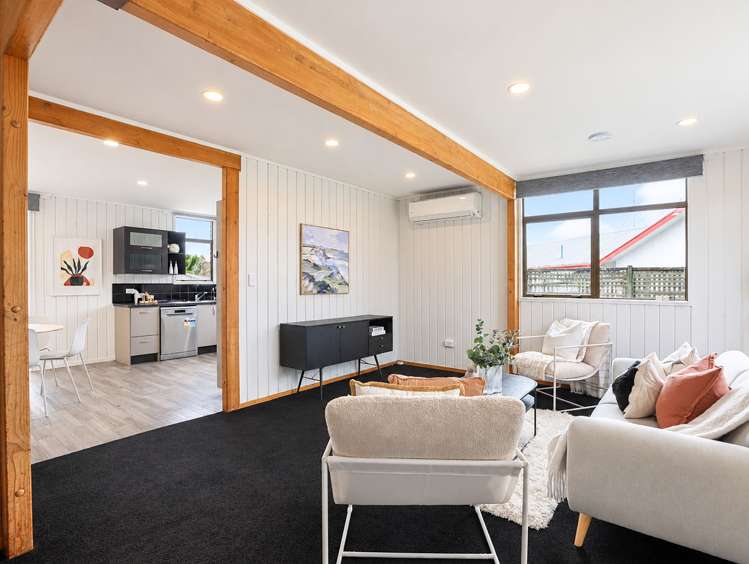 50 Poaka Avenue Dinsdale_9