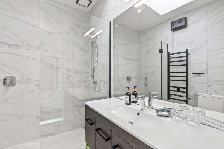 63 Infinity Drive Wanaka_12