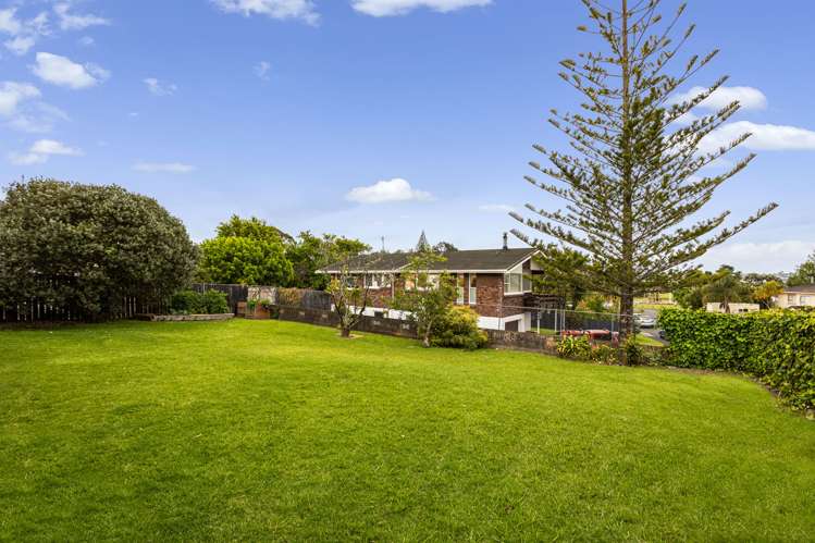 36 Gill Avenue Te Atatu Peninsula_18