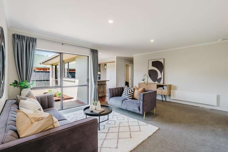 17 Burgundy Court Rototuna_13