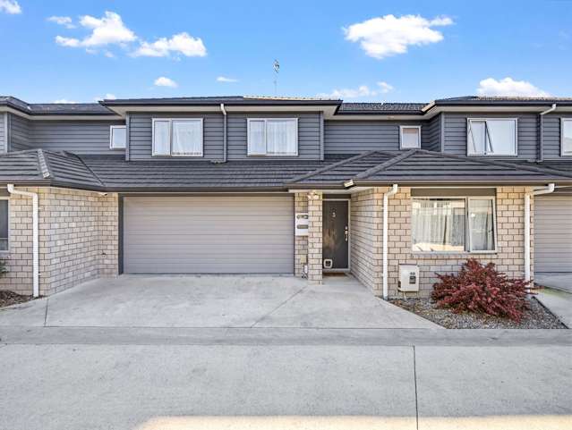 Prime Whitiora Investment with Strong Appeal