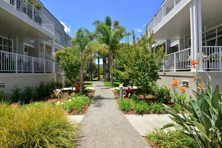 24 Parkside Drive_0