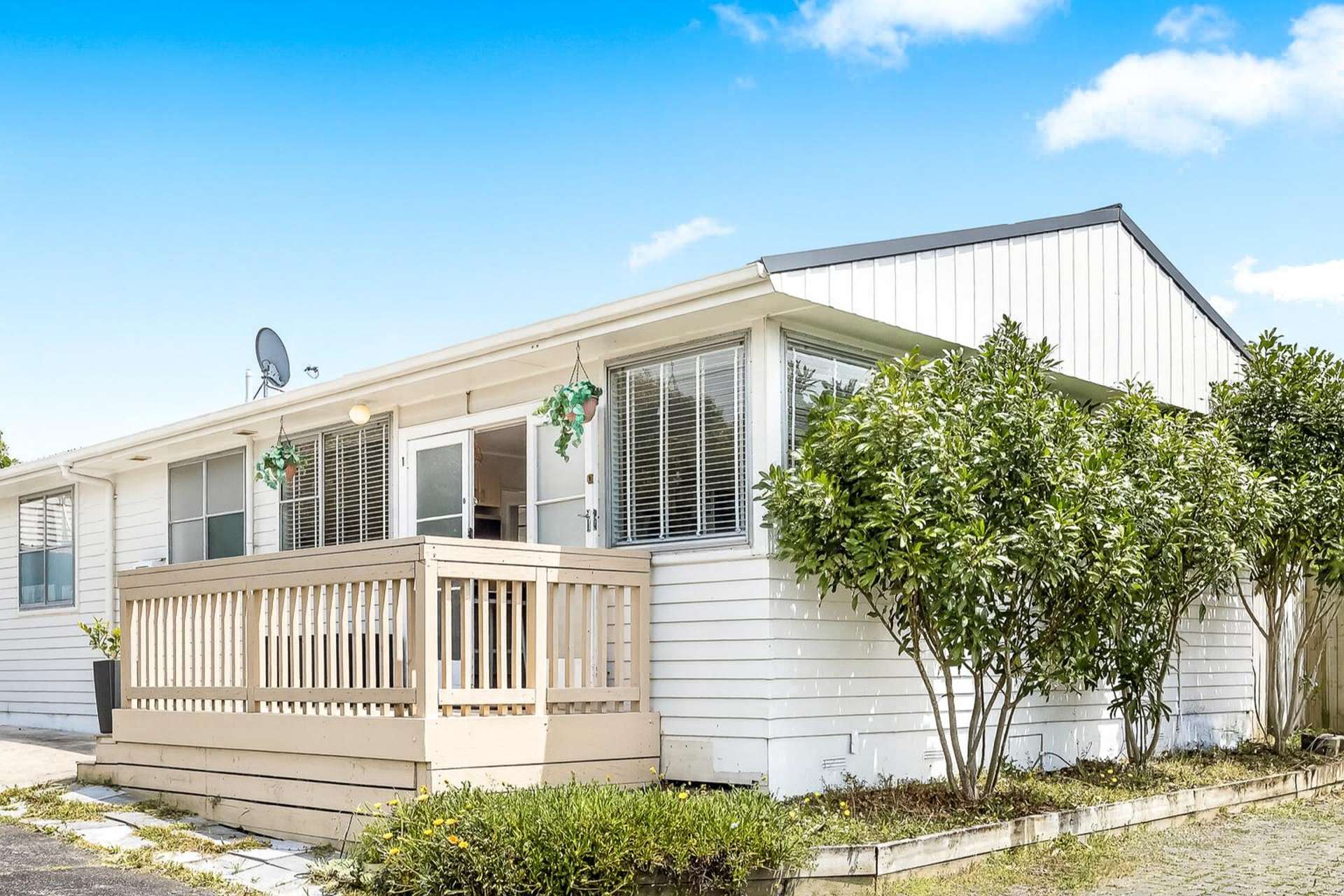 1/12 Marewa Street Te Atatu South_0