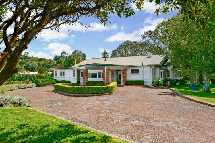 44 and 46 Takinga Street Mourea_3