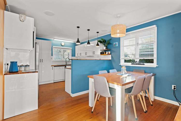 33 Ranui Crescent Diamond Harbour_4