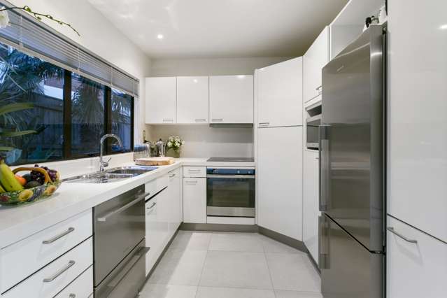 3A Richards Avenue Forrest Hill_3