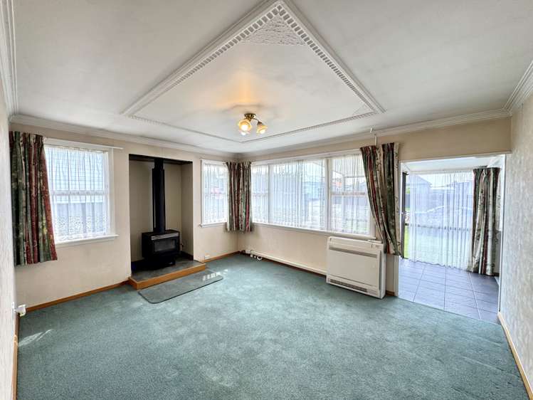 56 Raymond Street West End_6