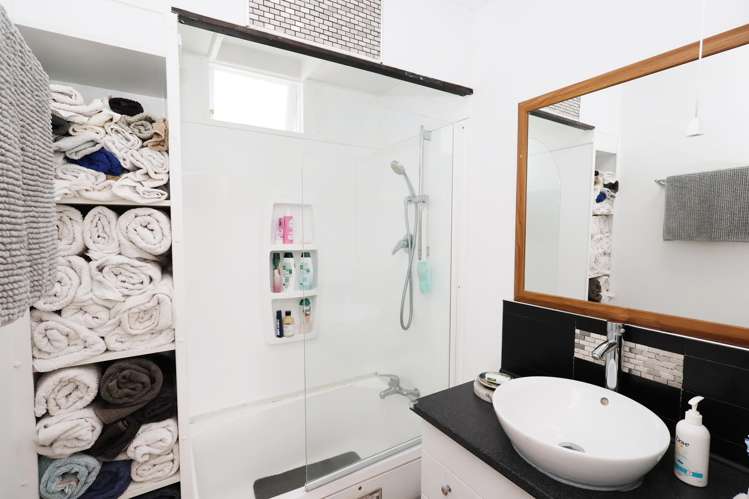 726 Tweed Street Newfield_23