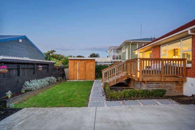 14 Tainui Terrace Mangere Bridge_1
