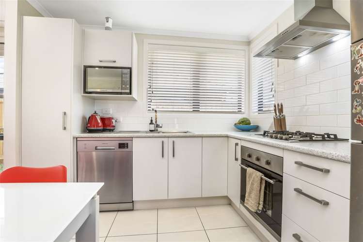 3 Faber Place Rototuna North_5