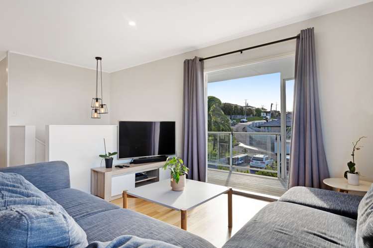 1/3 Rishworth Avenue Stanmore Bay_13