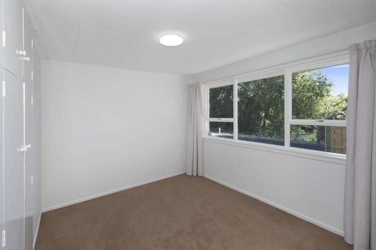 2/11 Heathcote Street Woolston_9