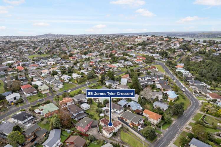 25 James Tyler Crescent Lynfield_9