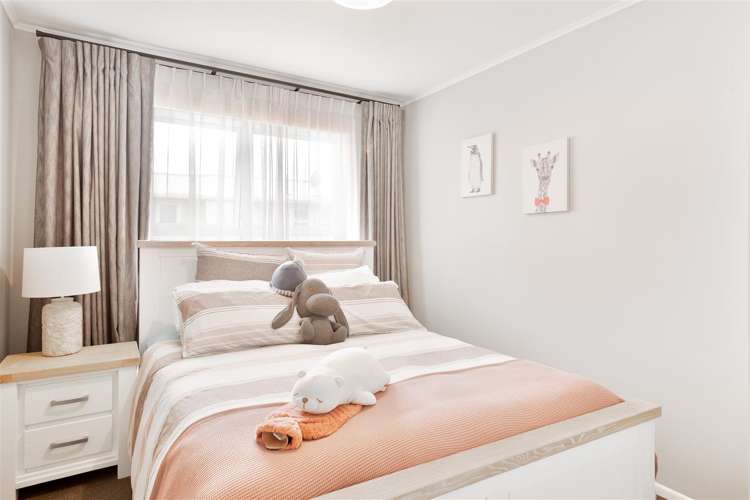 15 Margaret Place Deanwell_8