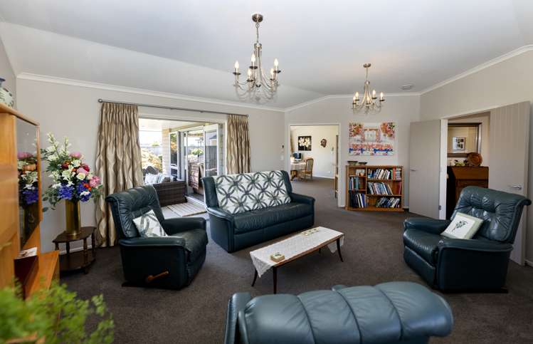 2 Oakwood Drive Highlands Park_4