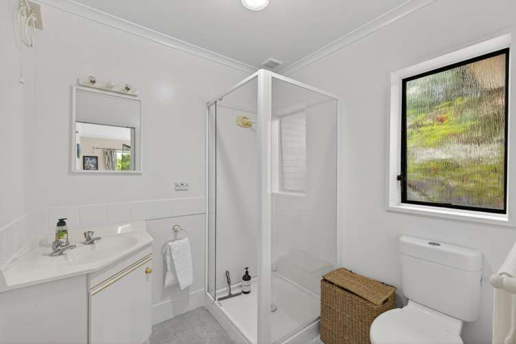 2/7 Crofts Lane Parklands_18