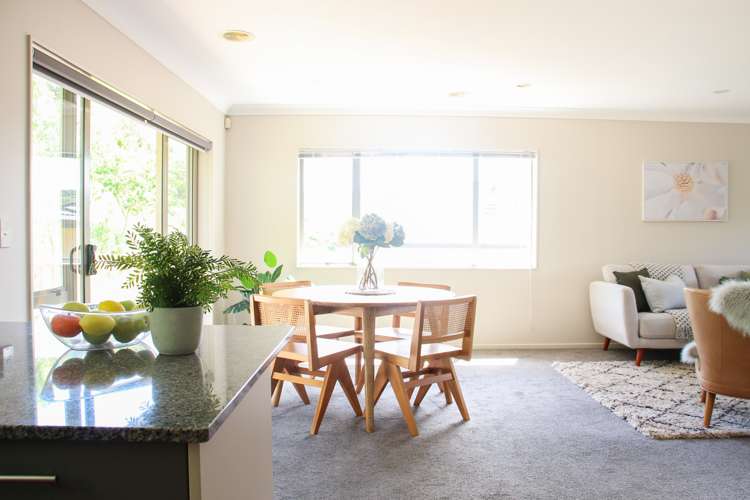 24 Erlestoke Crescent Churton Park_5