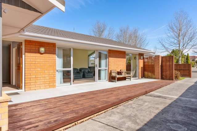 61 Karnak Crescent Russley_2