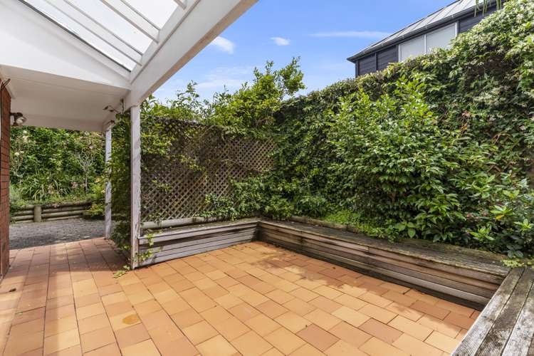 2/20 Dromorne Road Remuera_3