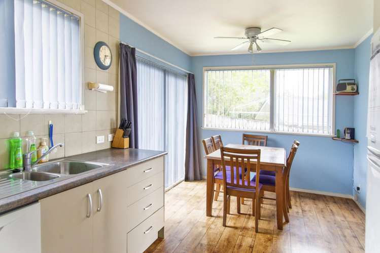 6 Mcquarrie Avenue Wattle Downs_2