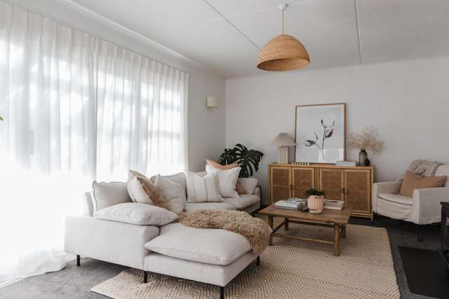 2/39 Cassino Crescent Onekawa_1