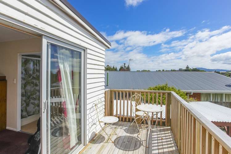 14 Kowhai Grove Raumati Beach_12