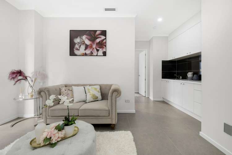 38 Lime Hill Rise Flat Bush_13