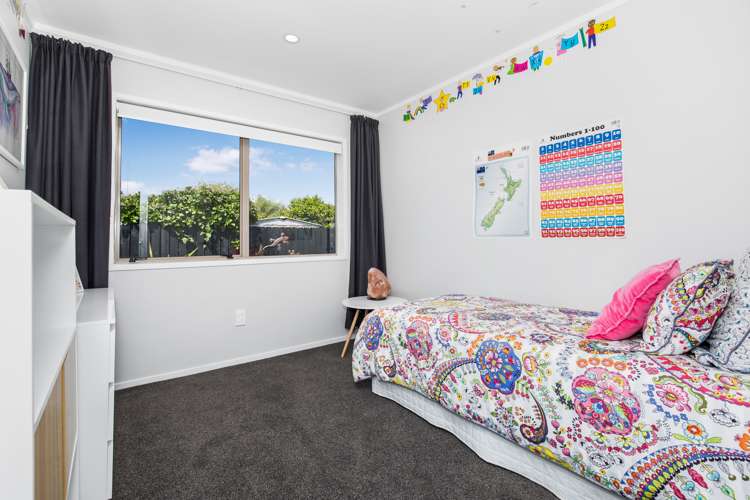 37 Evanda Crescent Conifer Grove_9