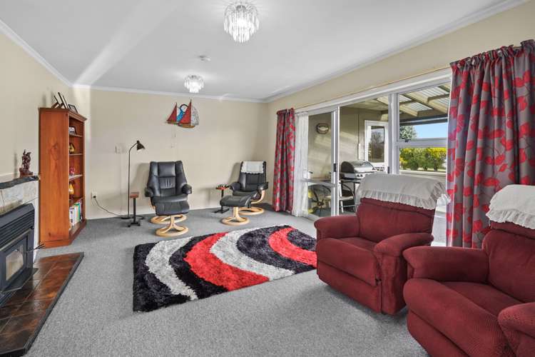 33 Kipling Crescent Stoke_8