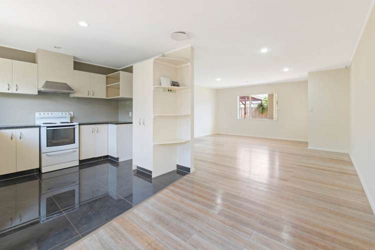 6 Camberley Court Manurewa_10