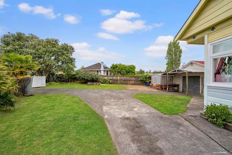 23 Woodglen Road Glen Eden_7