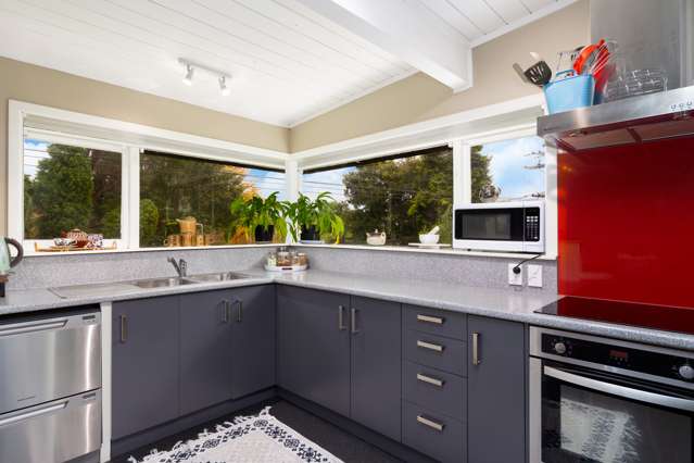 2 Hugh Avenue Hamurana_3