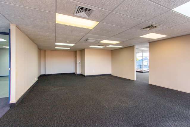 1B/129 Onewa Road Northcote_4