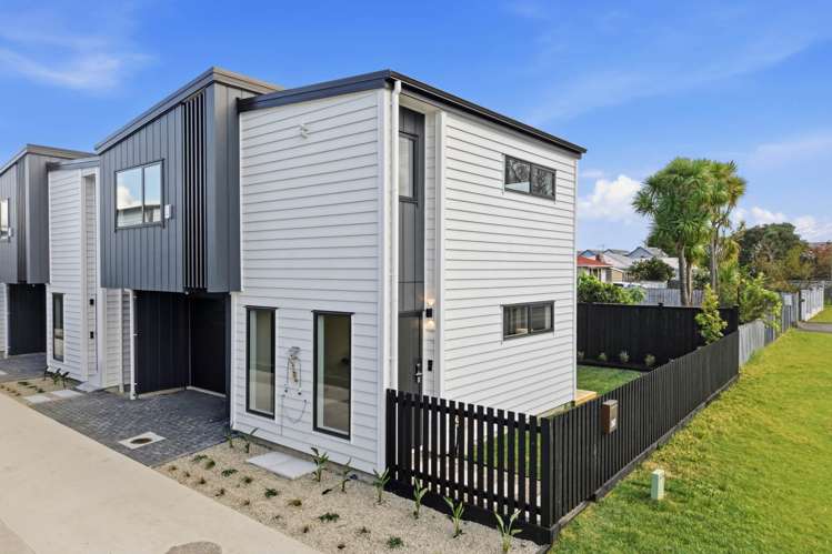 5/67 Wharf Road_2