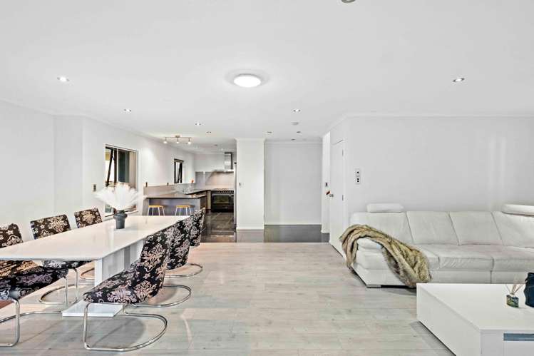 46 Commissariat Road Mt Wellington_6