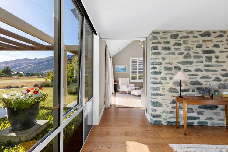15 Ayrburn Ridge Arrowtown_10