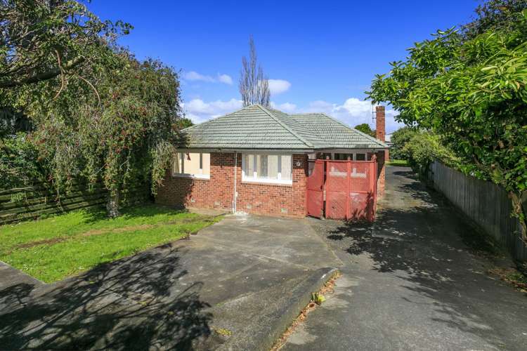 1/16 Taharoto Road Takapuna_14