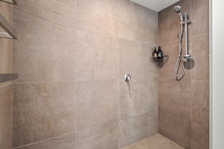 3 Conifer Lane Queenstown_14