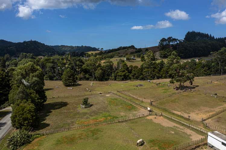 327 Upper Waiwera Road Puhoi_29
