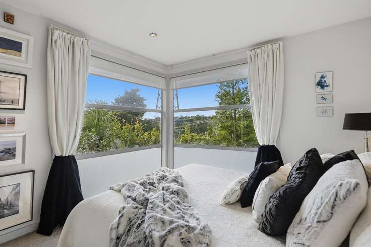 1&2/149 Eskdale Road Birkdale_10