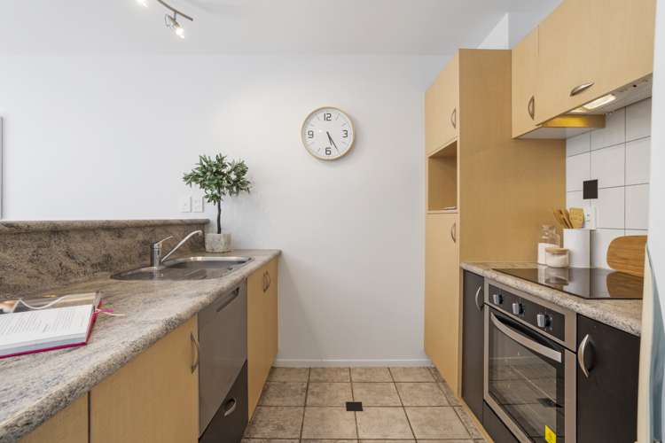 24/8 Soljak Place Mount Albert_8