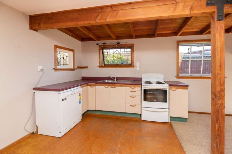 8 Kain Street The Pines Beach_18