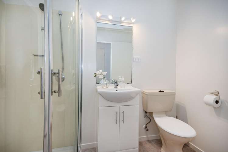 12 Carr street Te Kamo_15