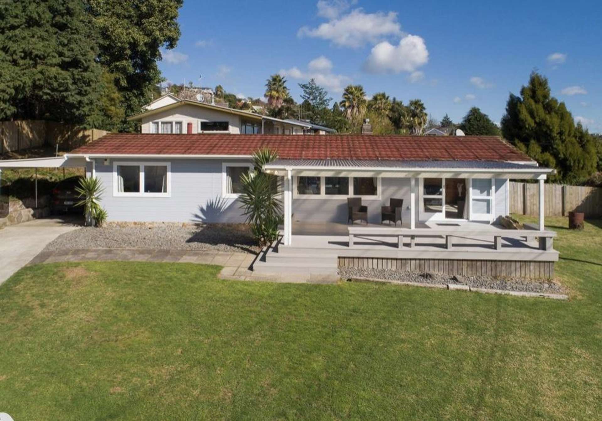 202 Welcome Bay Road 1185_0
