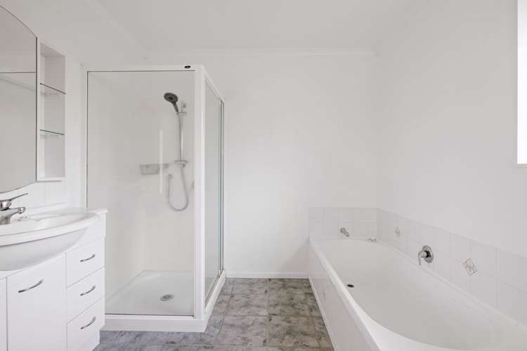 431 Hukanui Road Rototuna_13