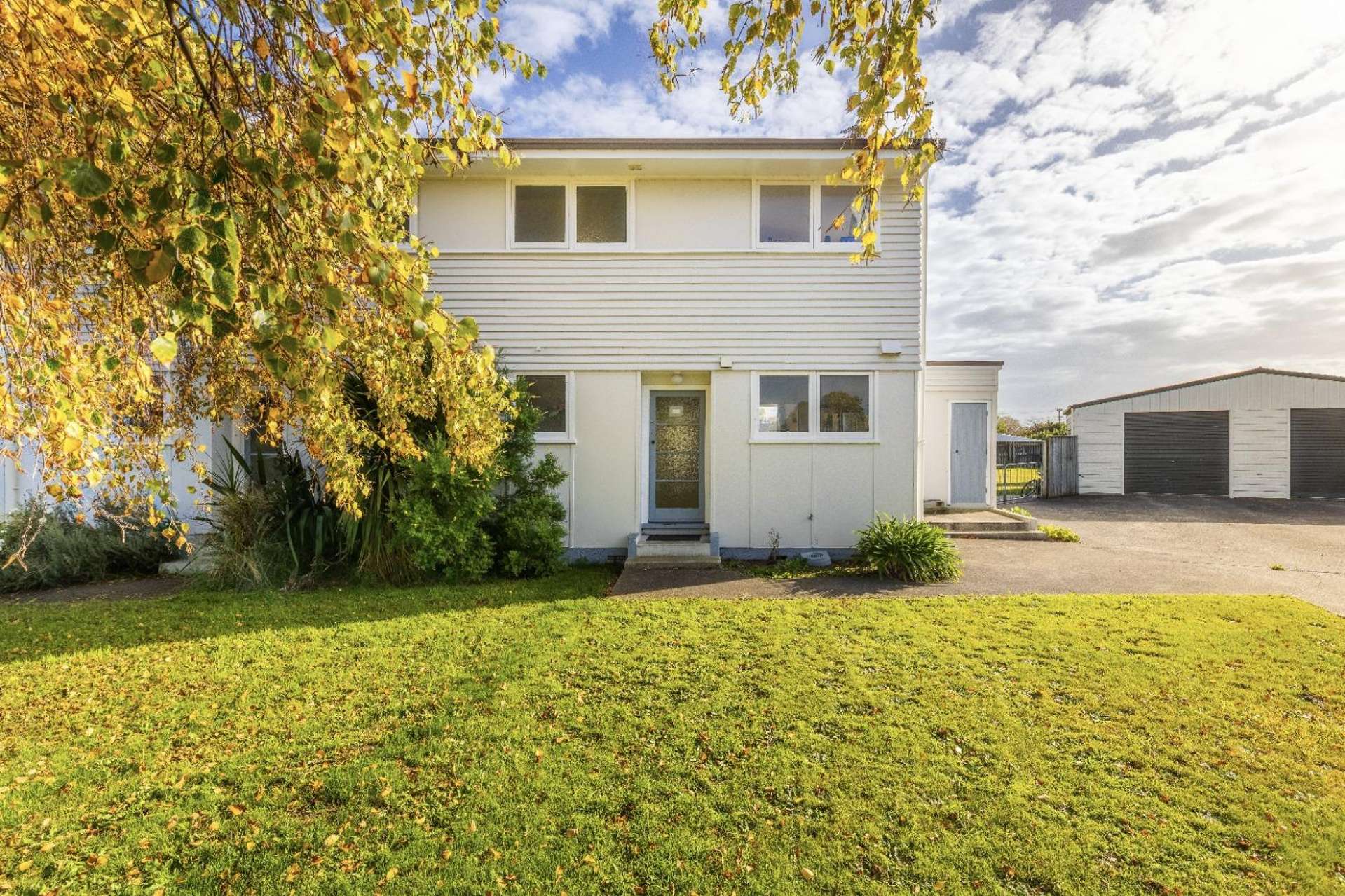 34 Devon Crescent 10985_0